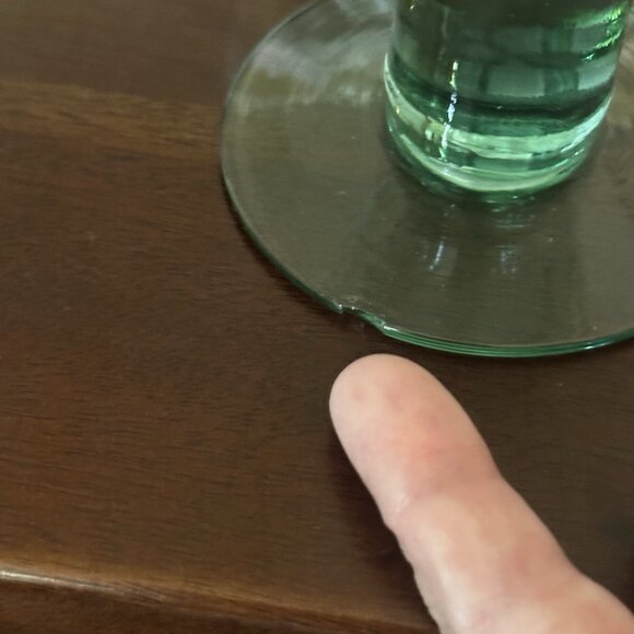 Vintage Williams-Sonoma Vert Light Green 6in Wine Glass 2004 RARE FIND Set Of 4 - Picture 12 of 12